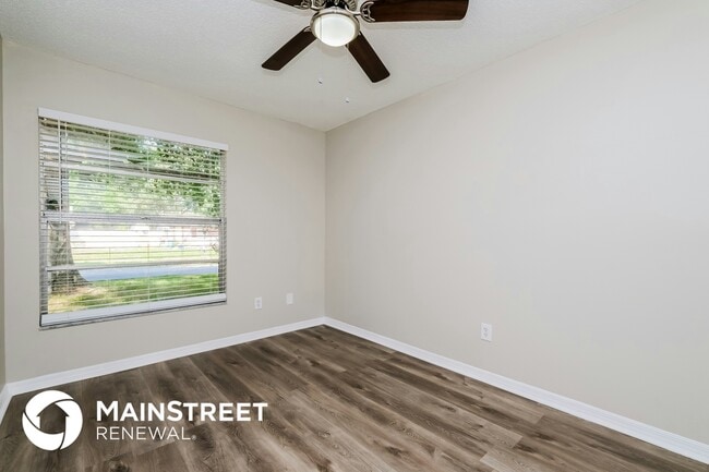 Building Photo - 1130 Foxwood Dr