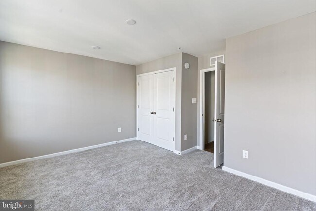 Building Photo - 43767 Winterberry Wy