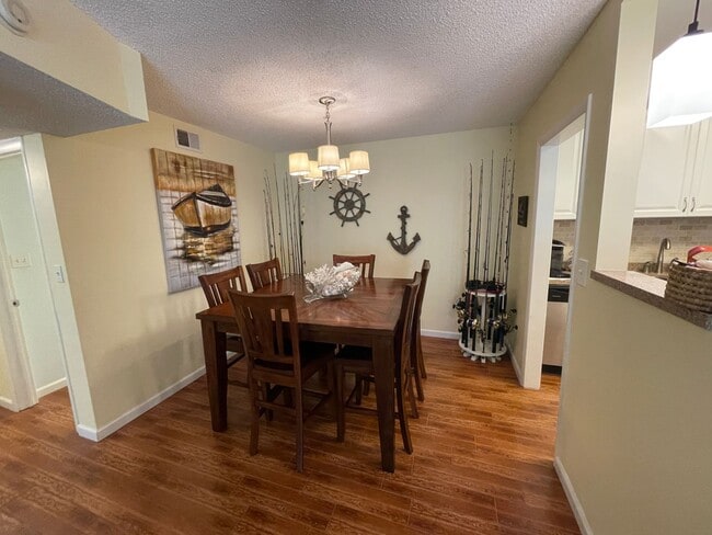 Building Photo - 2100 W Beach Drive