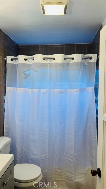 Building Photo - 6633 W 87th St