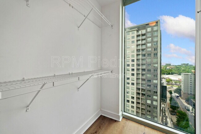 Building Photo - 44 Peachtree Pl NW