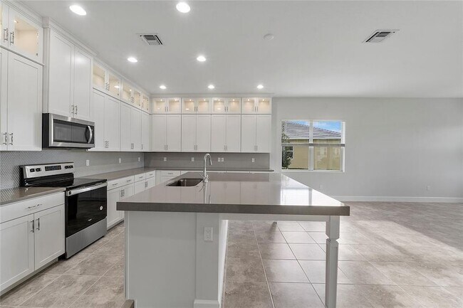 Building Photo - 5206 Liberty Ln