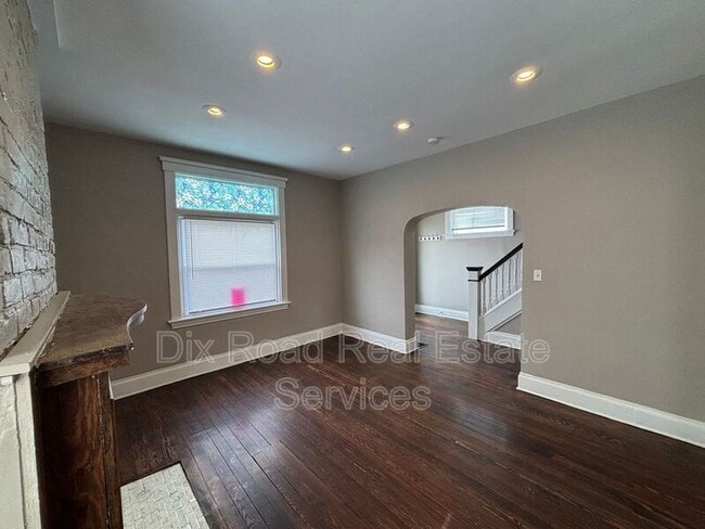 Building Photo - 5310 Carthage Ave