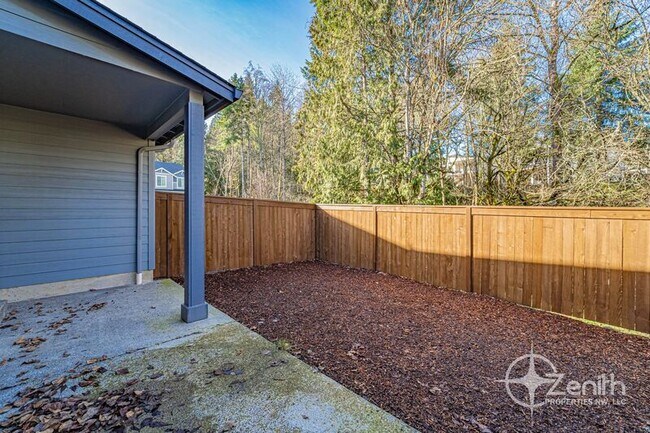 Building Photo - 2403 Trail View Ct