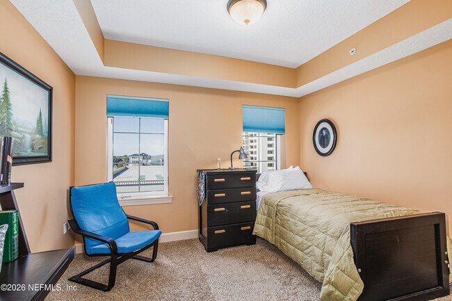 Building Photo - 1809 1st St N