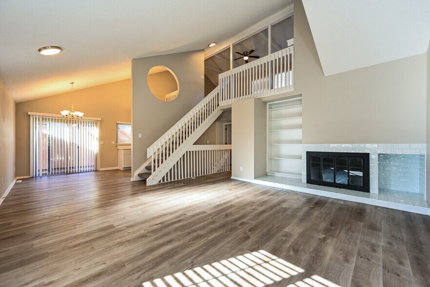 Building Photo - 65 S Eagle Cir