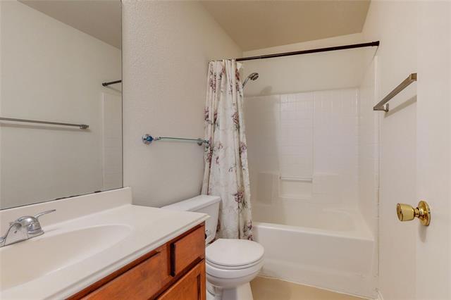 Building Photo - 3206 W Candlebrook Dr