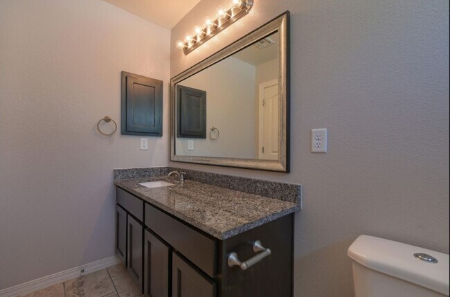 Building Photo - 309 Quiet Prairie Dr
