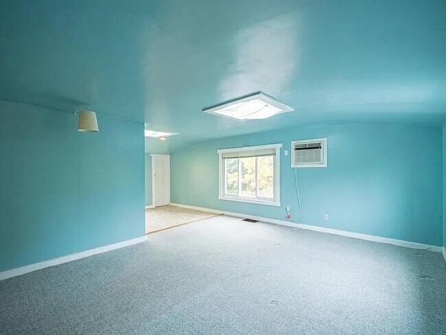 Building Photo - 180 Bellevue Ave