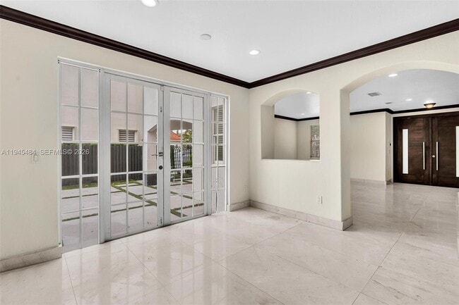 Building Photo - 1102 SW 149th Path