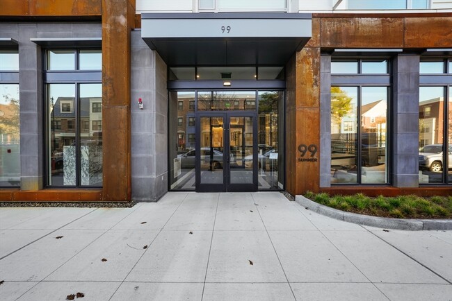 Building Photo - 99 Sumner St