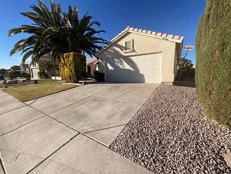 Building Photo - 6088 Bing Cherry Dr