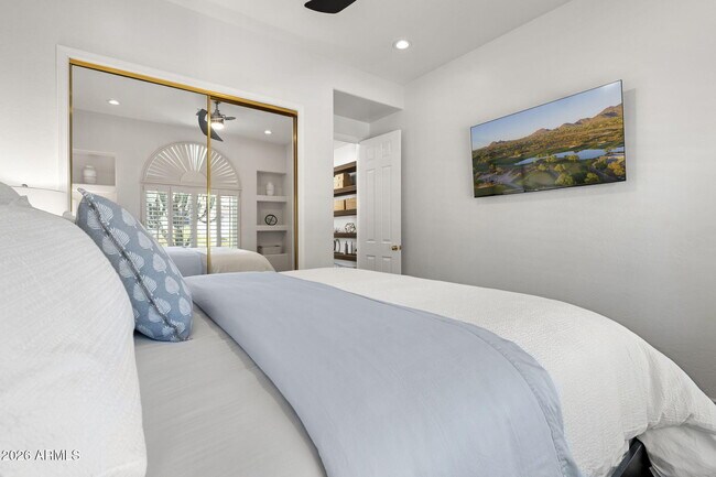 Building Photo - 8267 E Angel Spirit Dr