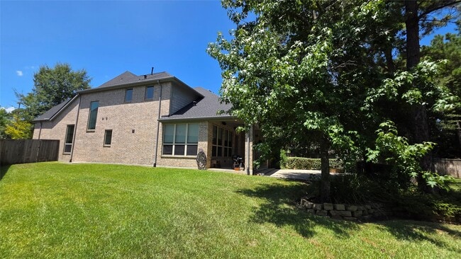 Building Photo - 142 Mayfield Dr
