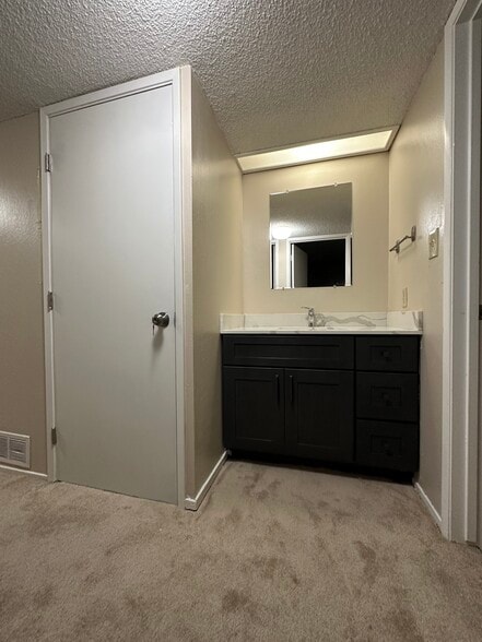 Building Photo - 1919 Ygnacio Valley Rd