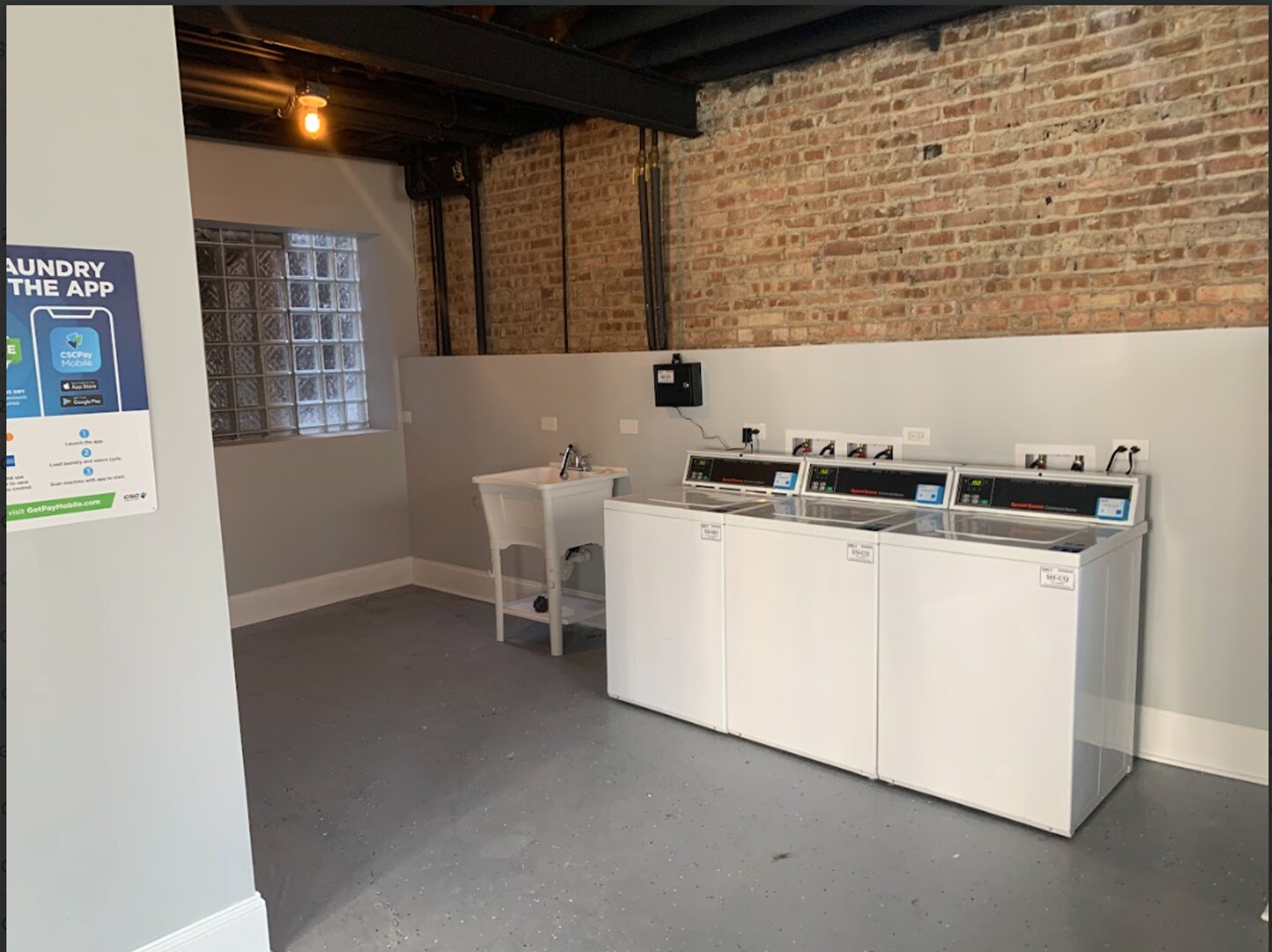 Building Photo - 7750 S Essex Ave