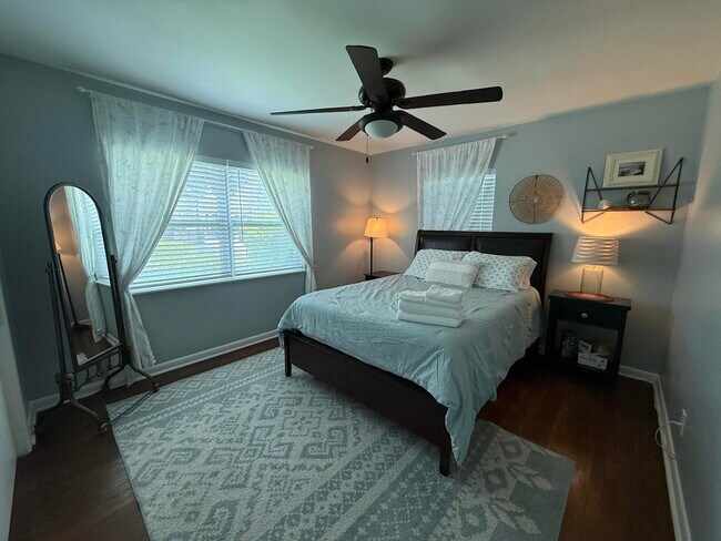 Building Photo - 4107 Garden Ave