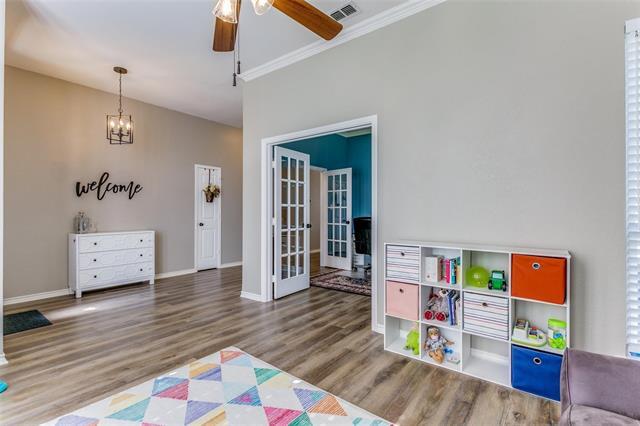 Building Photo - 626 Beal Ln