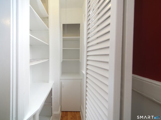 Building Photo - 1440 Wood Ave