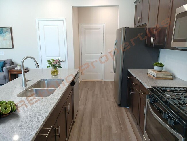 Building Photo - Stunning 3-Bedroom Home with Loft & 2-Car Garage in Desirable Bowman Village – Available June 7th!