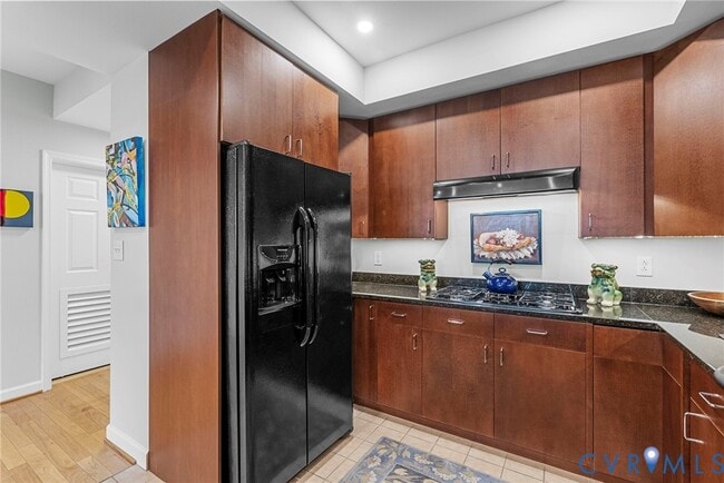 Building Photo - 4940 Old Main St