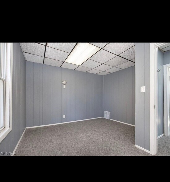 Building Photo - 7815 Jeffries Ave