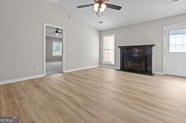 Building Photo - 1587 Brush Creek Dr