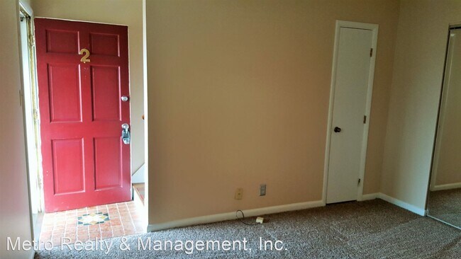 Building Photo - 3400 Taylorsville Rd