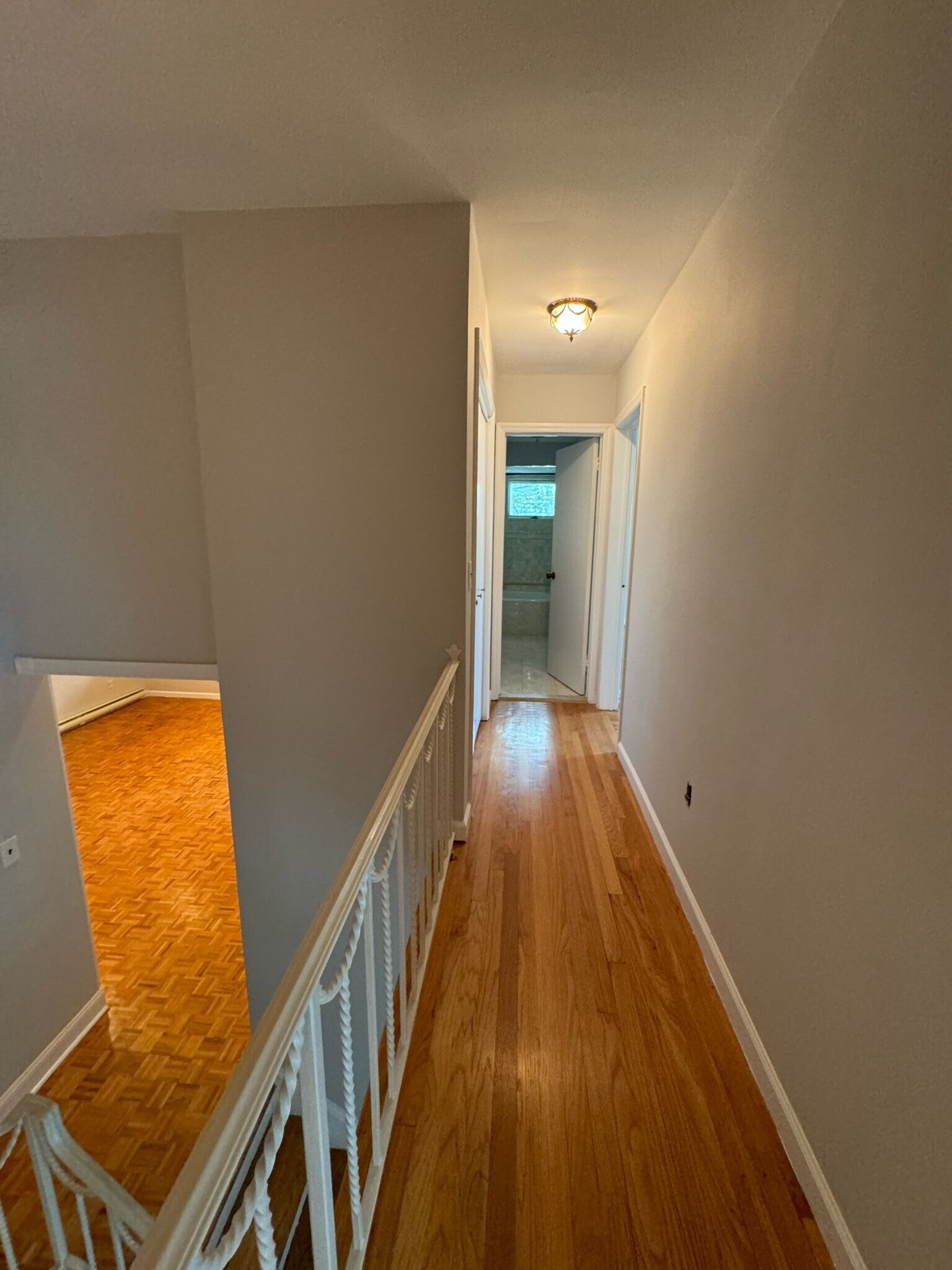 Building Photo - 537 Winterburn Grv