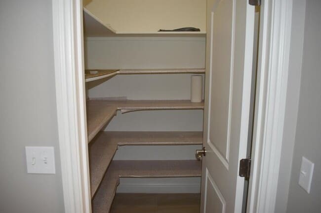 Building Photo - 4364 Wickson Pl