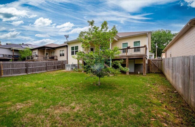 Building Photo - Gorgeous Find In West Little Rock! Reduced...