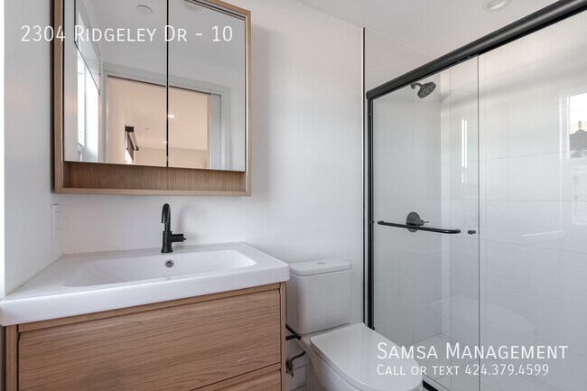 Building Photo - 2304 Ridgeley Dr