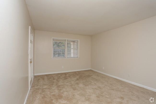 Interior Photo - Oak Hill Apartments