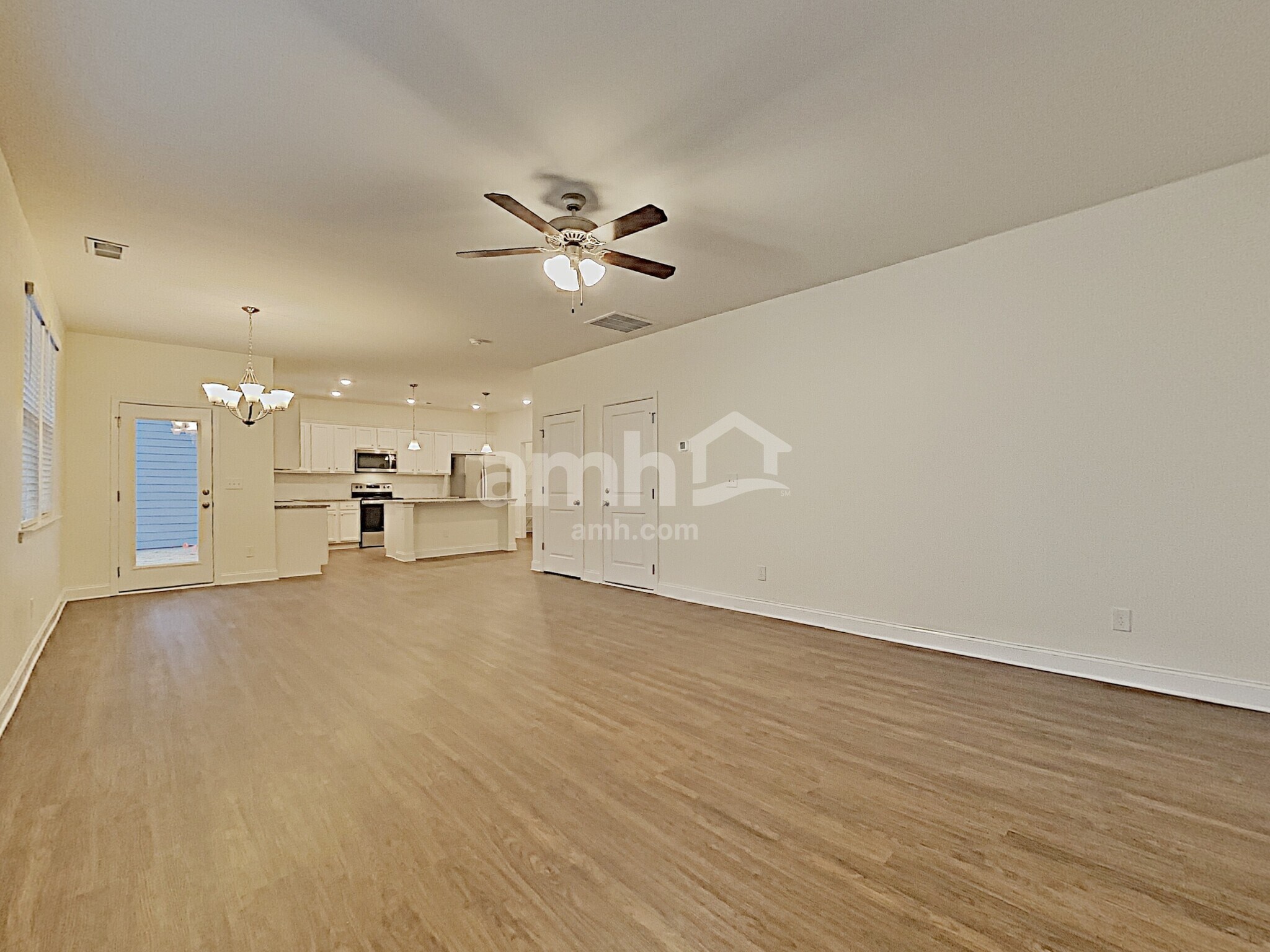 Building Photo - 119 Everett Park Dr