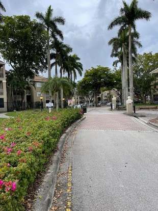 Building Photo - 1740 Palm Cove Blvd