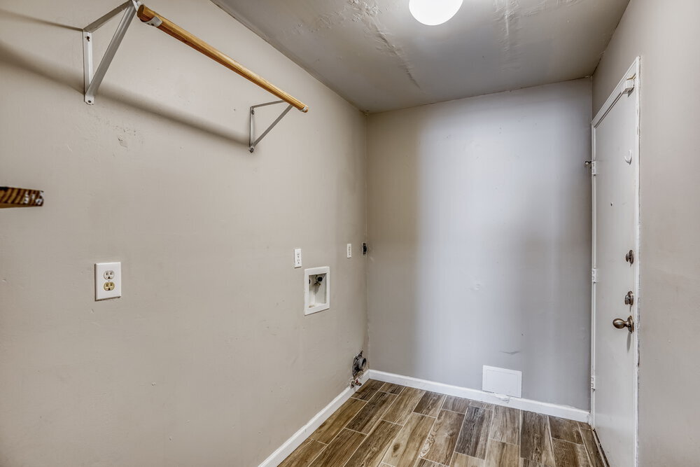 Building Photo - 20810 Union Park Dr