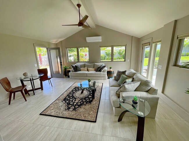 Building Photo - 672 Mililani Pl