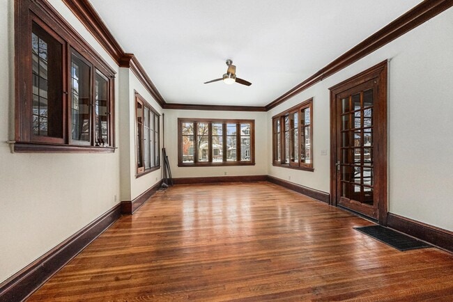 Building Photo - 572 Madison Ave SE