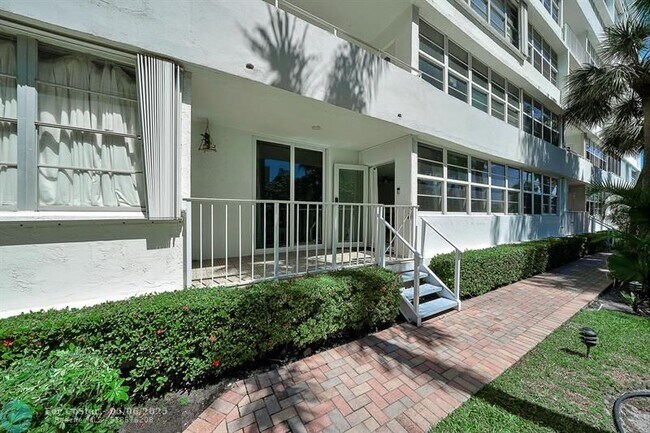 Building Photo - 1170 N Federal Hwy