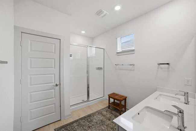 Building Photo - 3608 Overlord Ln