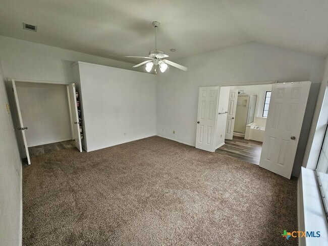 Building Photo - 603 Totem Trail