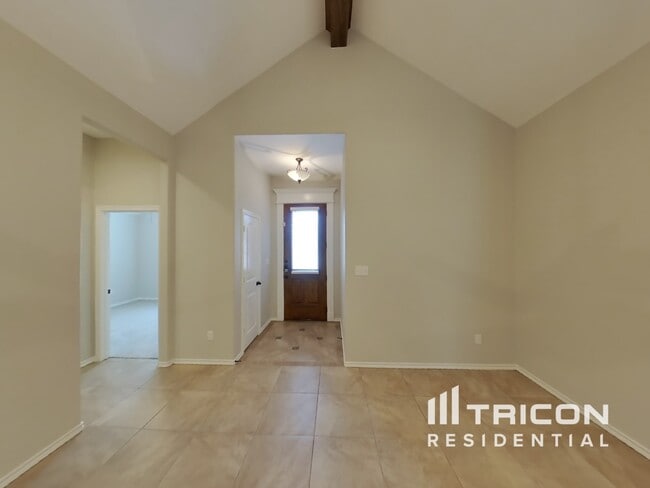 Building Photo - 4206 Sapphire Ln