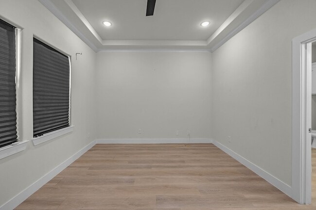 Building Photo - 5511 Black Pine Cir