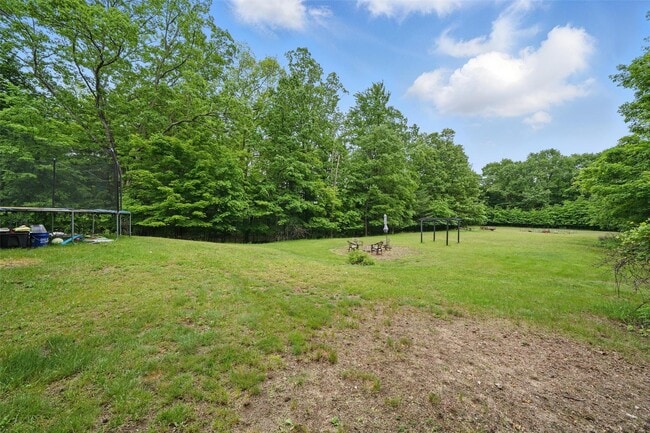 Building Photo - 2067 NY-211