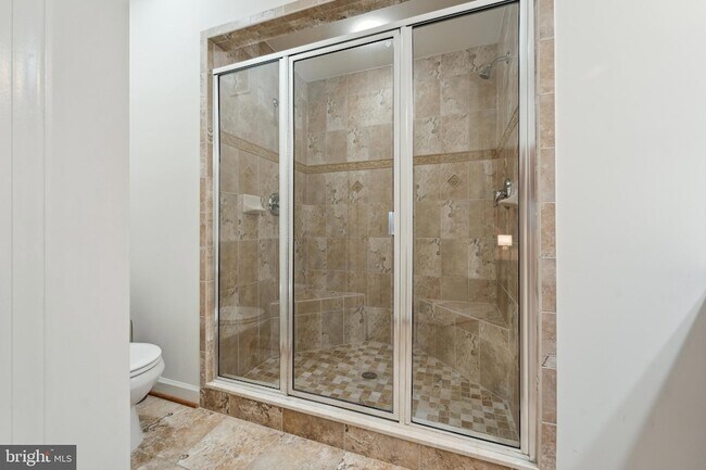 Building Photo - 5722 Callcott Way