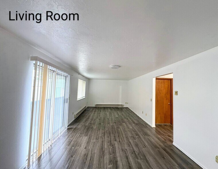 Building Photo - 5711 3rd Ave