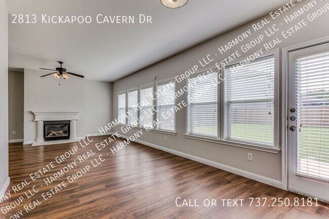 Building Photo - 2813 Kickapoo Cavern Dr