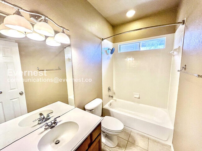 Building Photo - 2840 S Serrano