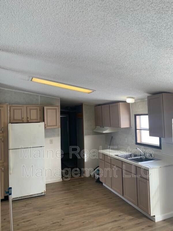 Building Photo - 35 Killdeer Dr