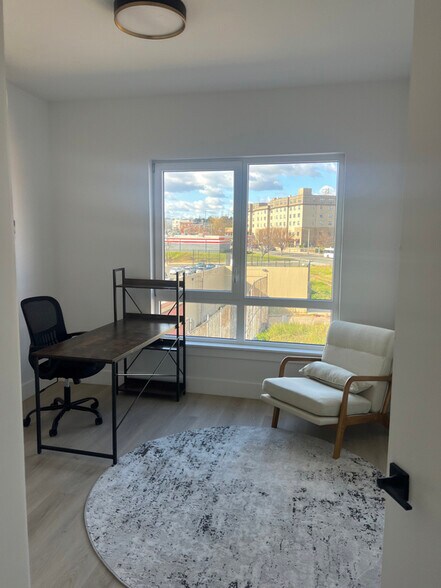 Building Photo - 19 Livingston St